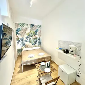 https://annette-room.barihotels.org